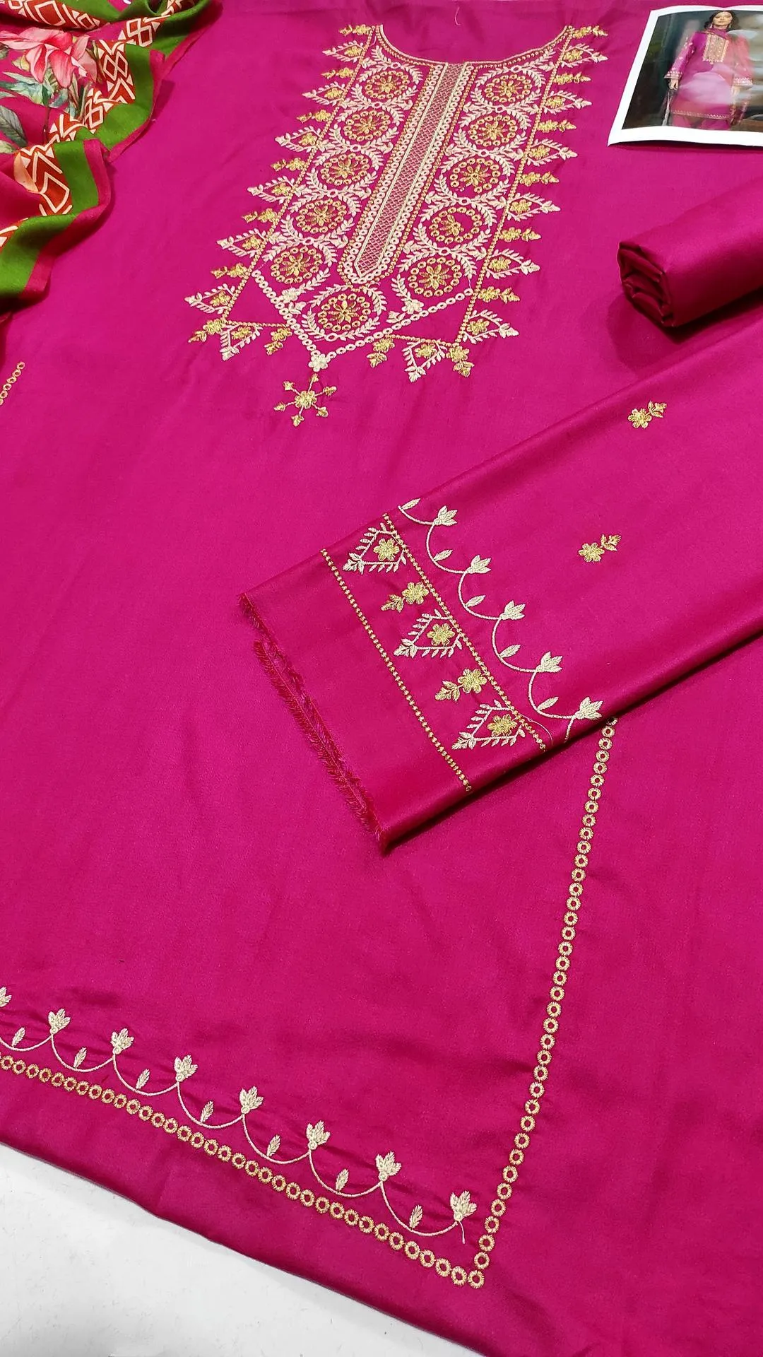 Women's Olive Green Embroidered Kurta Pajama Set -2 - Image 7